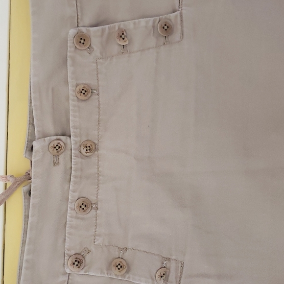 J. Crew Khaki skirt size 6. - Picture 2 of 5